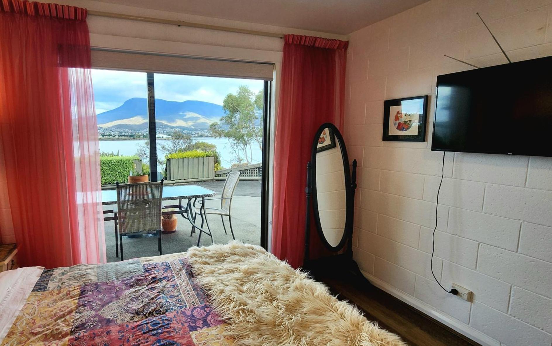Waterfront Abode - 2 Bedrooms Хоубарт Екстериор снимка